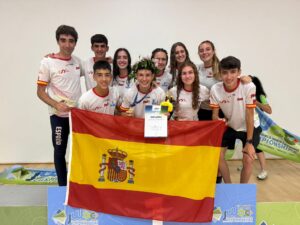 HISTÓRICO BRONCE DE ALEJANDRO GARRIDO EN LA LARGA DEL JWOC